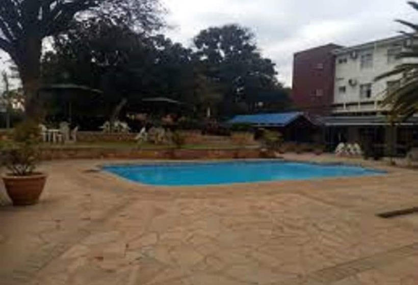 هتل Royal Cashrise Lodge