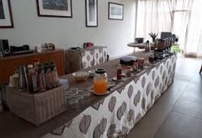 هتل Royal Cashrise Lodge