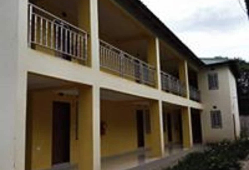 هتل Royal Cashrise Lodge