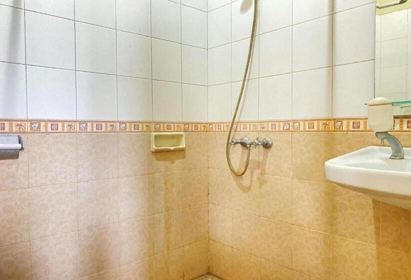 בית מלון כפרי Super Oyo Flagship 90644 Cottage Nalendra Nuansa Nusantara