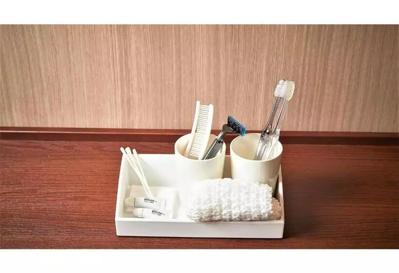 Hotelli Y S Inn Naha Oroku Ekimae