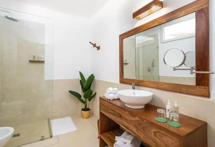 Imara Beach Resort