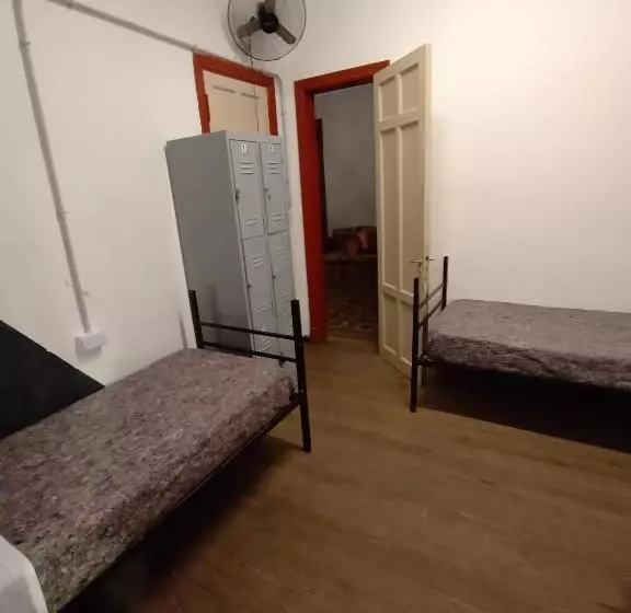 پانسیون Casa Artigas Hostel
