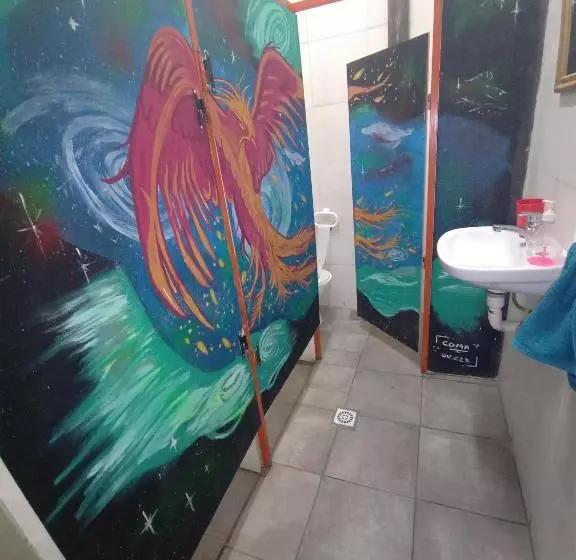 پانسیون Casa Artigas Hostel