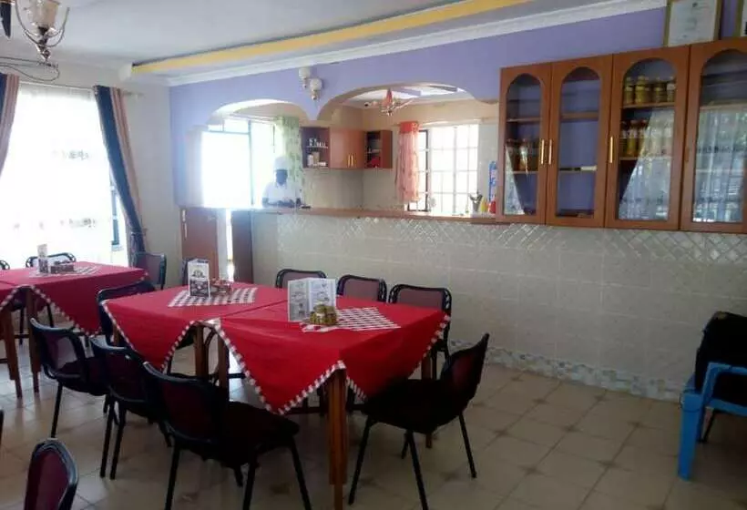 پانسیون Eliane Resort Bungoma