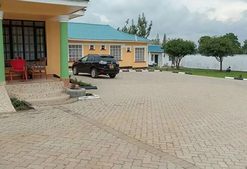 پانسیون Eliane Resort Bungoma