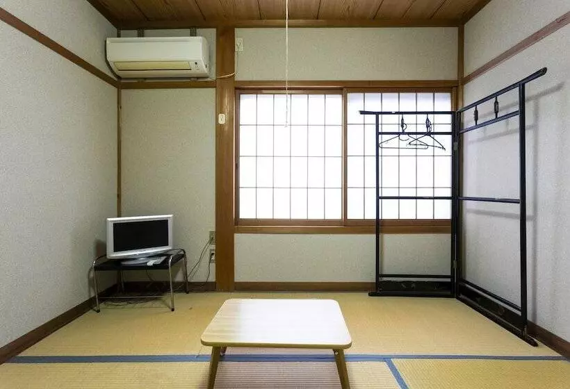 ペンション Komatsu Ryokan