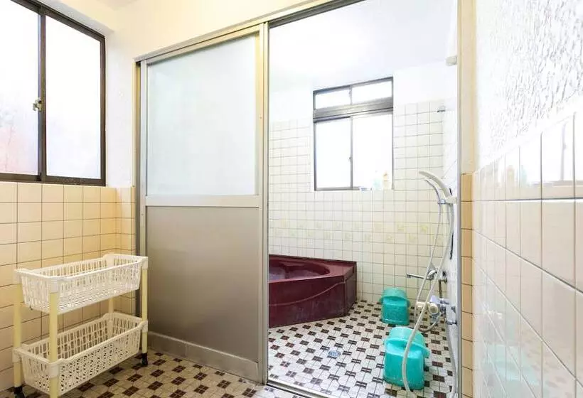 ペンション Komatsu Ryokan