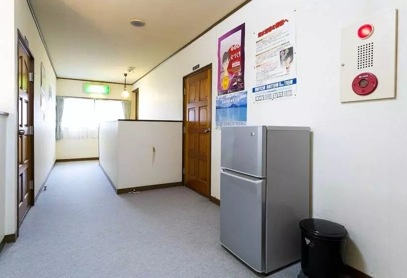 ペンション Komatsu Ryokan