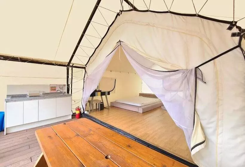 Lomakeskus Geochang Surfing Park