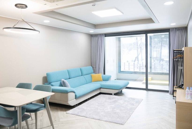 אתר נופש Geochang Surfing Park