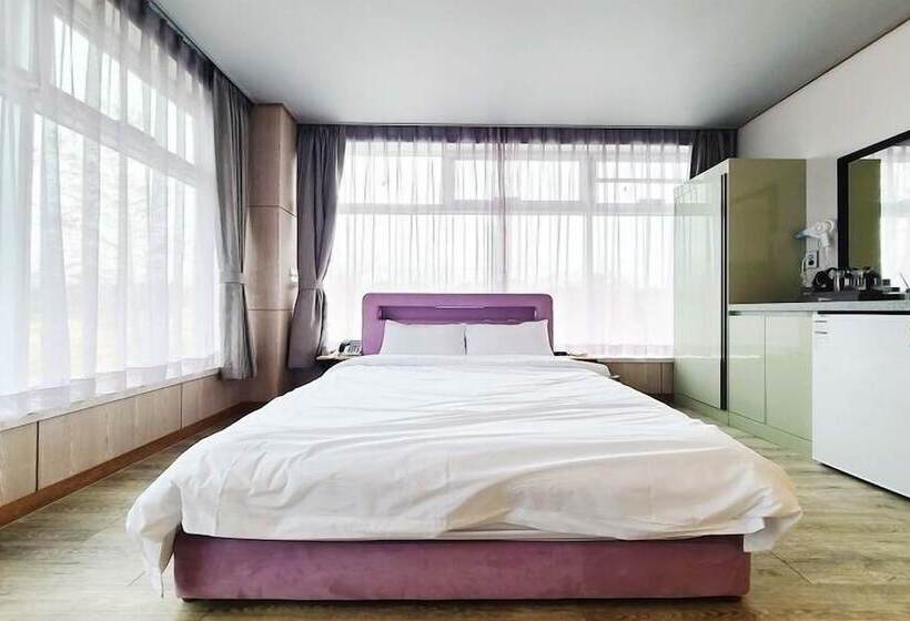 אתר נופש Geochang Surfing Park