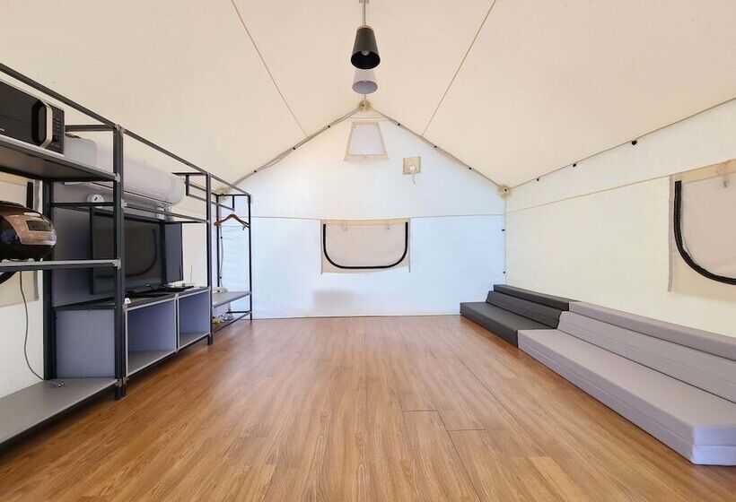 אתר נופש Geochang Surfing Park