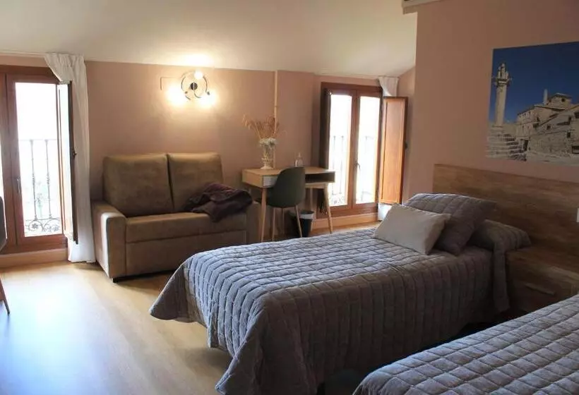 Apartamentos Turísticos Escorraladas