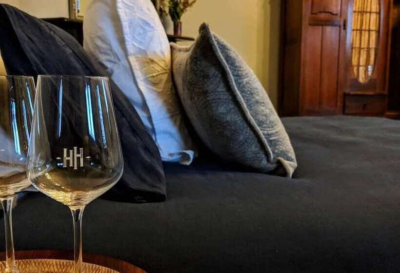 בית מלון כפרי Harvest Home Avenel