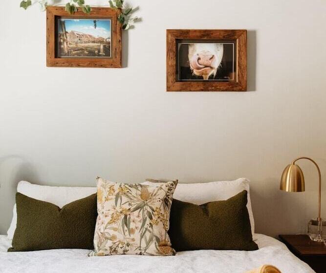 בית מלון כפרי Harvest Home Avenel