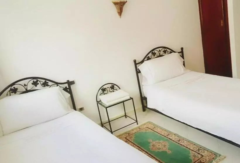 هتل Hôtel Sid El Aidi Médina