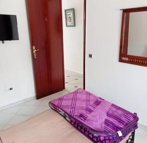 هتل Hôtel Sid El Aidi Médina