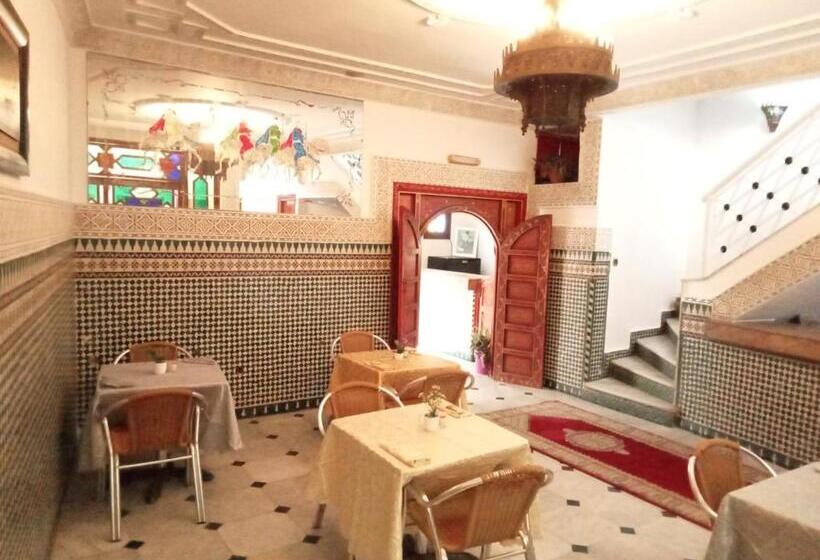 هتل Hôtel Sid El Aidi Médina