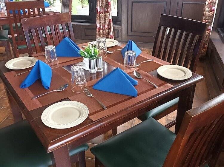 Hotel Istana Resort & Spa