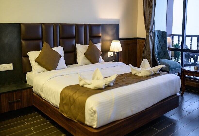 Hotel Istana Resort & Spa