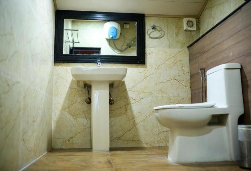 Hotel Istana Resort & Spa