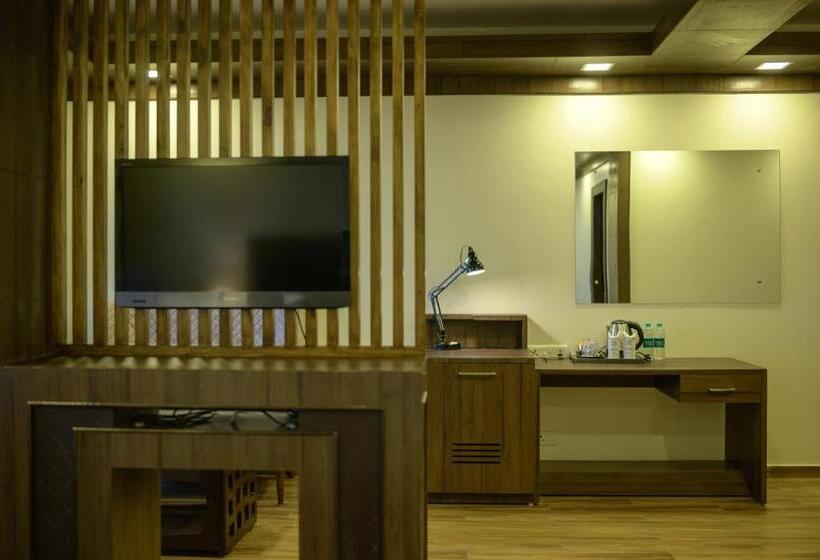 Hotel Istana Resort & Spa