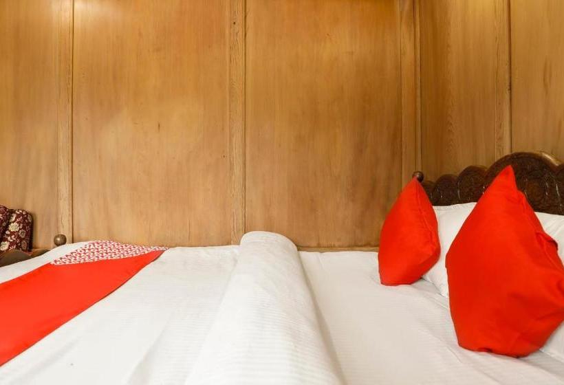 Hotel Oyo 72547 New Lucifer House Boat