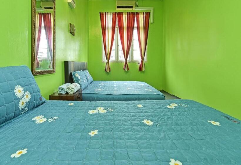 בית מלון כפרי Oyo 90325 Au Homestay