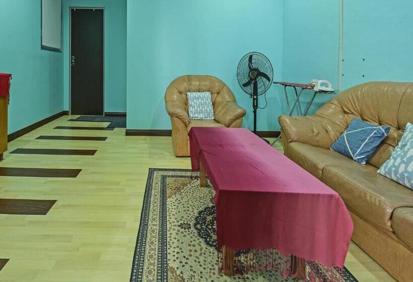 בית מלון כפרי Oyo 90325 Au Homestay