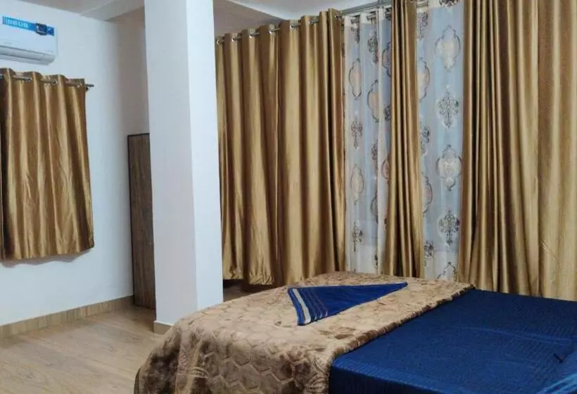 Hotel Trupthi Comforts