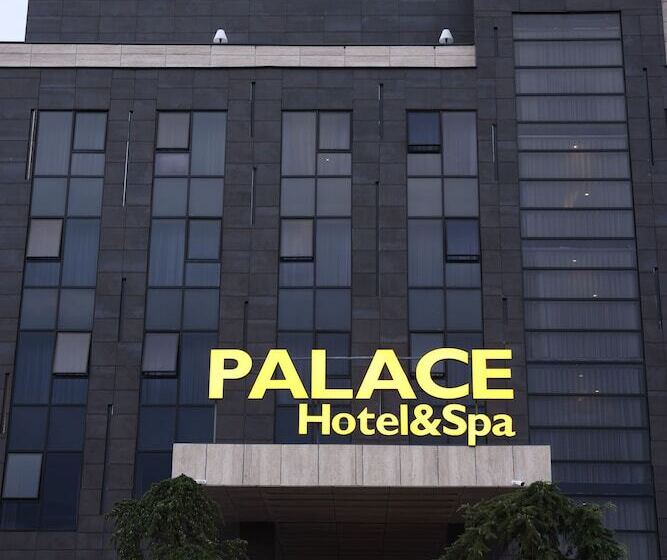 Palace Hotel & Spa