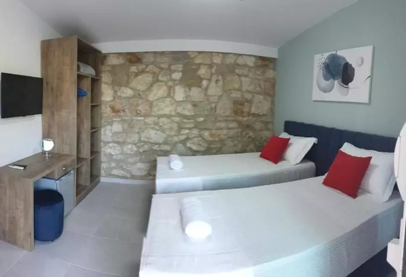 Majatalo Mezzanine Bay