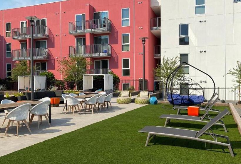 Apart Hotel At Chinatown