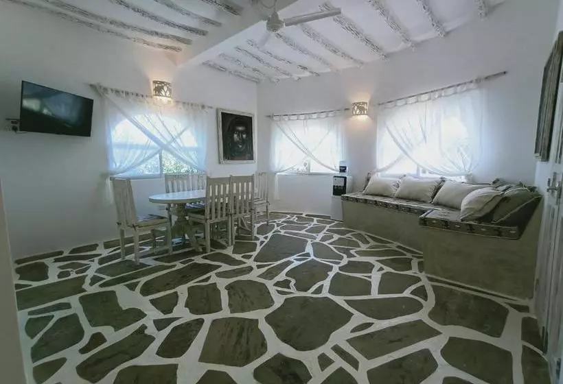 Watamu Neverland Villas