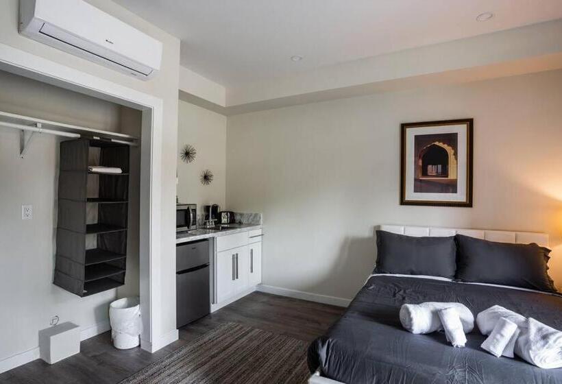 هاستل Studio With Large Balcony  San Diego Gateway