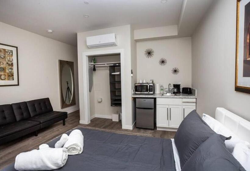 هاستل Studio With Large Balcony  San Diego Gateway