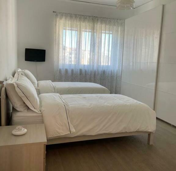 住宿加早餐  The Place Piazza Lauro