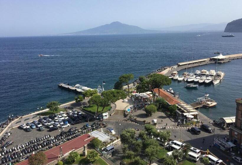 住宿加早餐  The Place Piazza Lauro