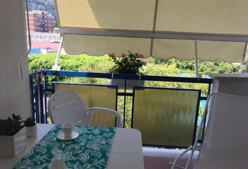 住宿加早餐  The Place Piazza Lauro