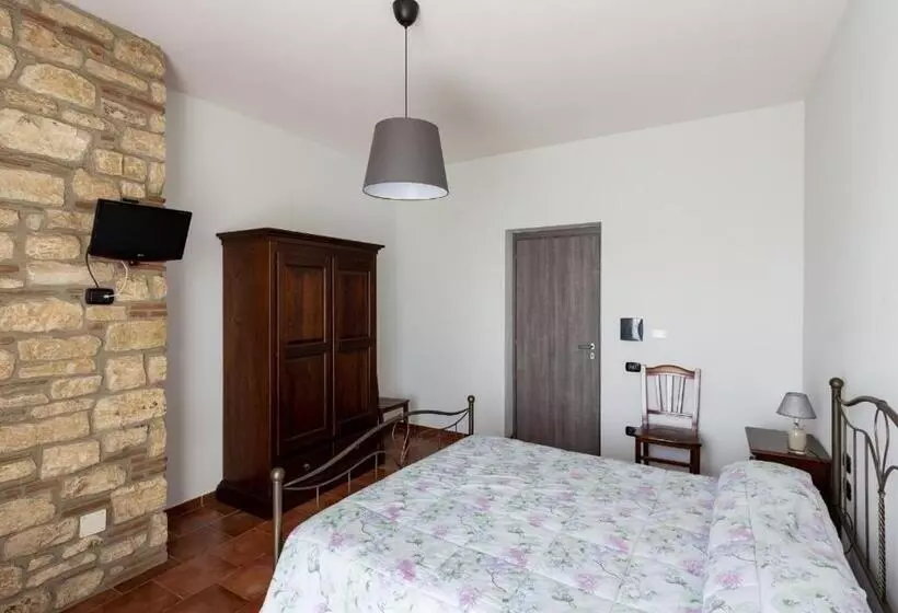 ホテル Agriturismo Il Sentiero Degli Ulivi   Irpinia