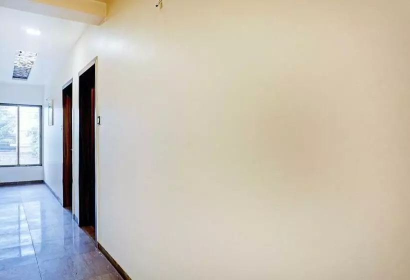 Hotelli Collection O 82198  Karishma Palace