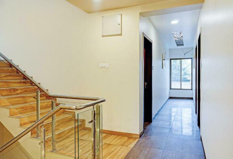 Hotel Collection O 82198  Karishma Palace