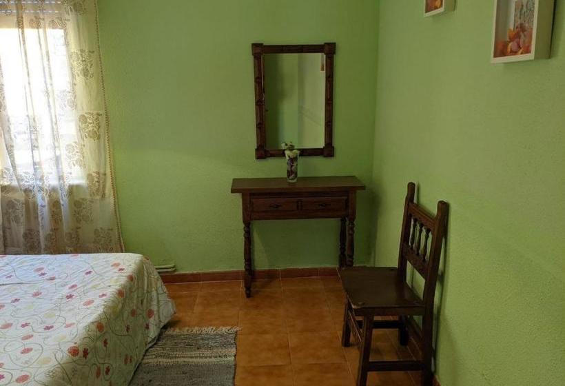 بنسيون Hostal Casa Chore By Gaiarooms