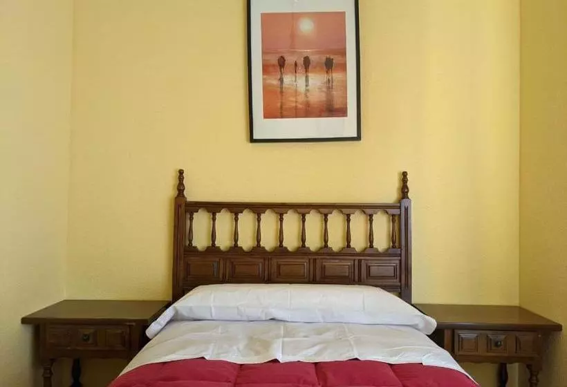 پانسیون Hostal Casa Chore By Gaiarooms