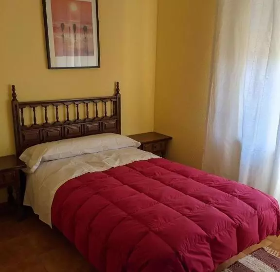 پانسیون Hostal Casa Chore By Gaiarooms