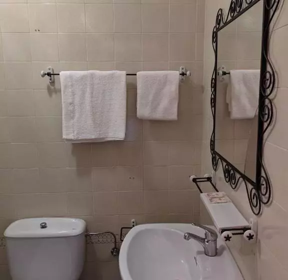 پانسیون Hostal Casa Chore By Gaiarooms