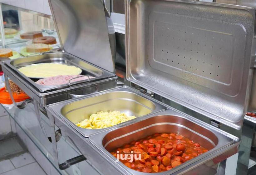 Пансион Pousada Ju&ju à 400 Mts Da Praia