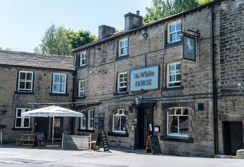 فندق صغير The White Horse Inn