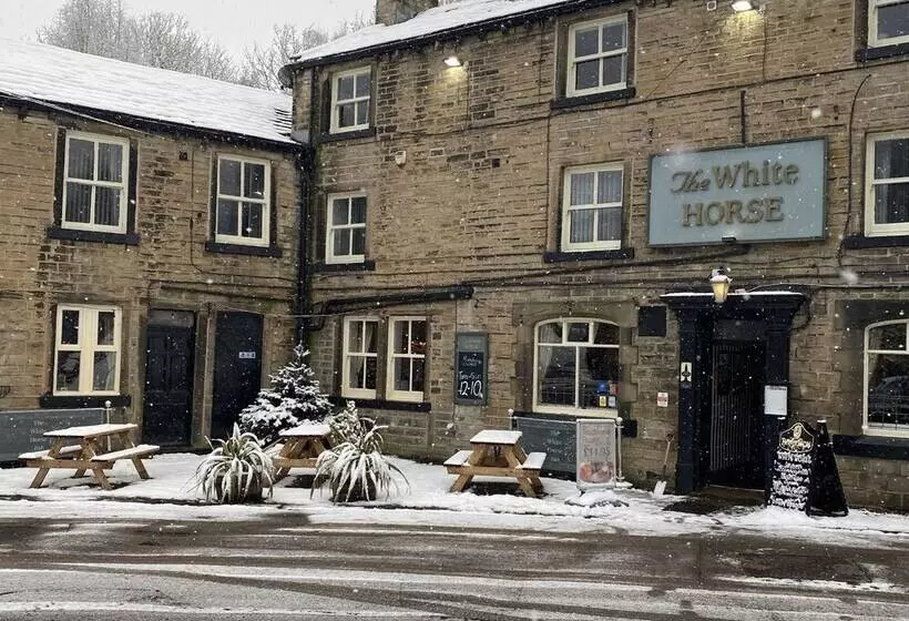 ユースホステル The White Horse Inn